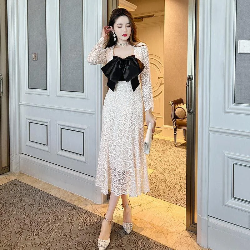 Women's Athleisure Apparel Vintage Square Collar Big Bow Lace Midi Dress