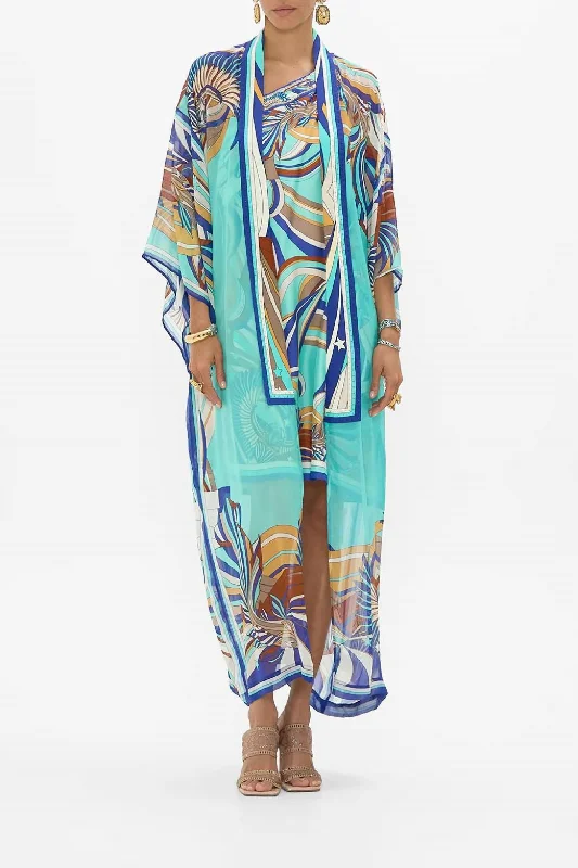 Fashionable Women's Outfit Kimono Layer With Collar In Oasis Oracle