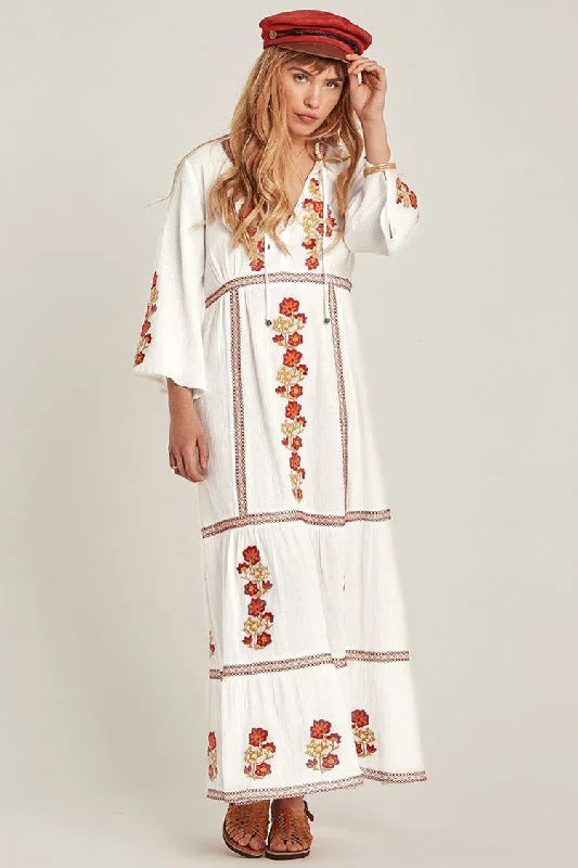 Women's Sporty Clothes Floral Embroidered 3/4 Sleeve Boho Style Maxi Dress - White