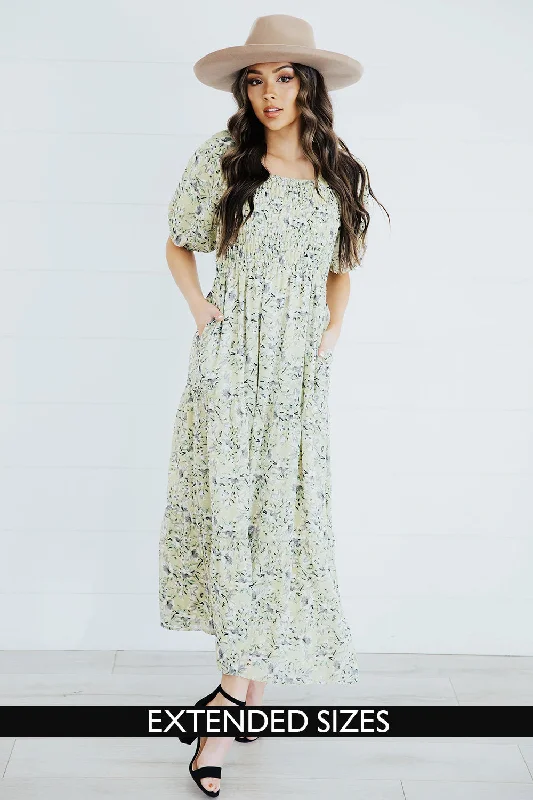 Women's Plus-Size Outfit The Indy Maxi Dress in Lime Lottie-Sale