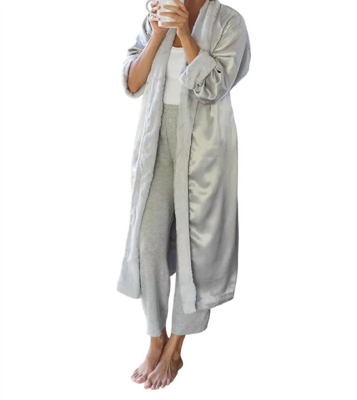 Women's Relaxed Outfit Luxe Satin Robe In Silver