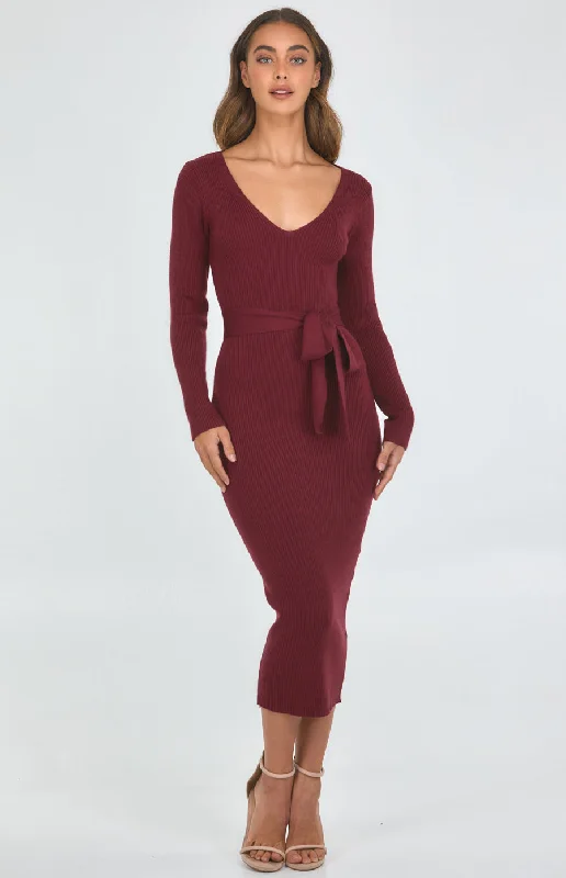 Stylish Women's Outfit V-Neck Fitted Knit Dress With Side Split