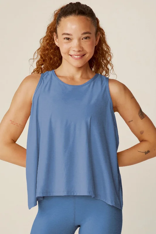 Women's Vintage-Inspired Outfit Flutter Tank - Sky Blue