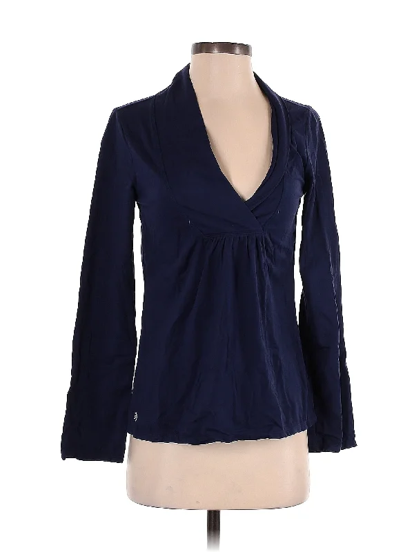 Classic Women's Apparel Long Sleeve Blouse