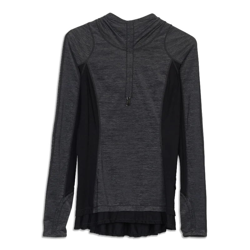 Women's Chic Apparel Run In The Sun Pullover - Resale