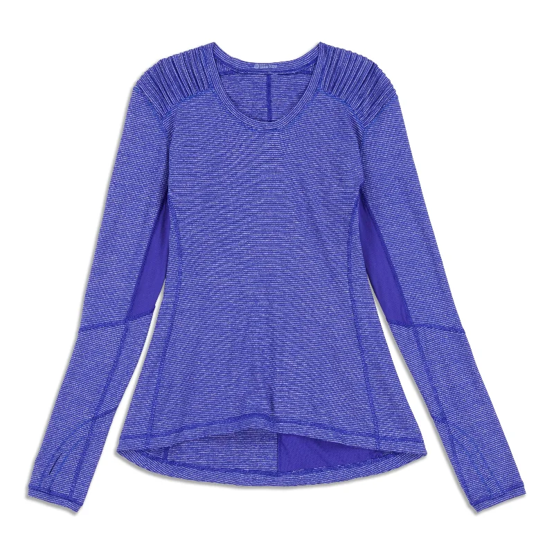 Women's Elegant Garments Star Runner Long Sleeve Shirt - Resale